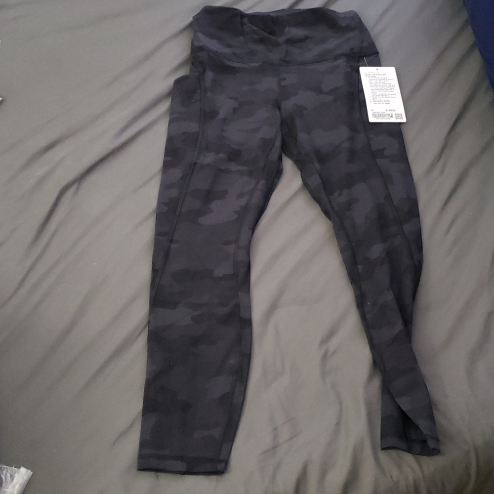 Align hr pant 25" pockets **